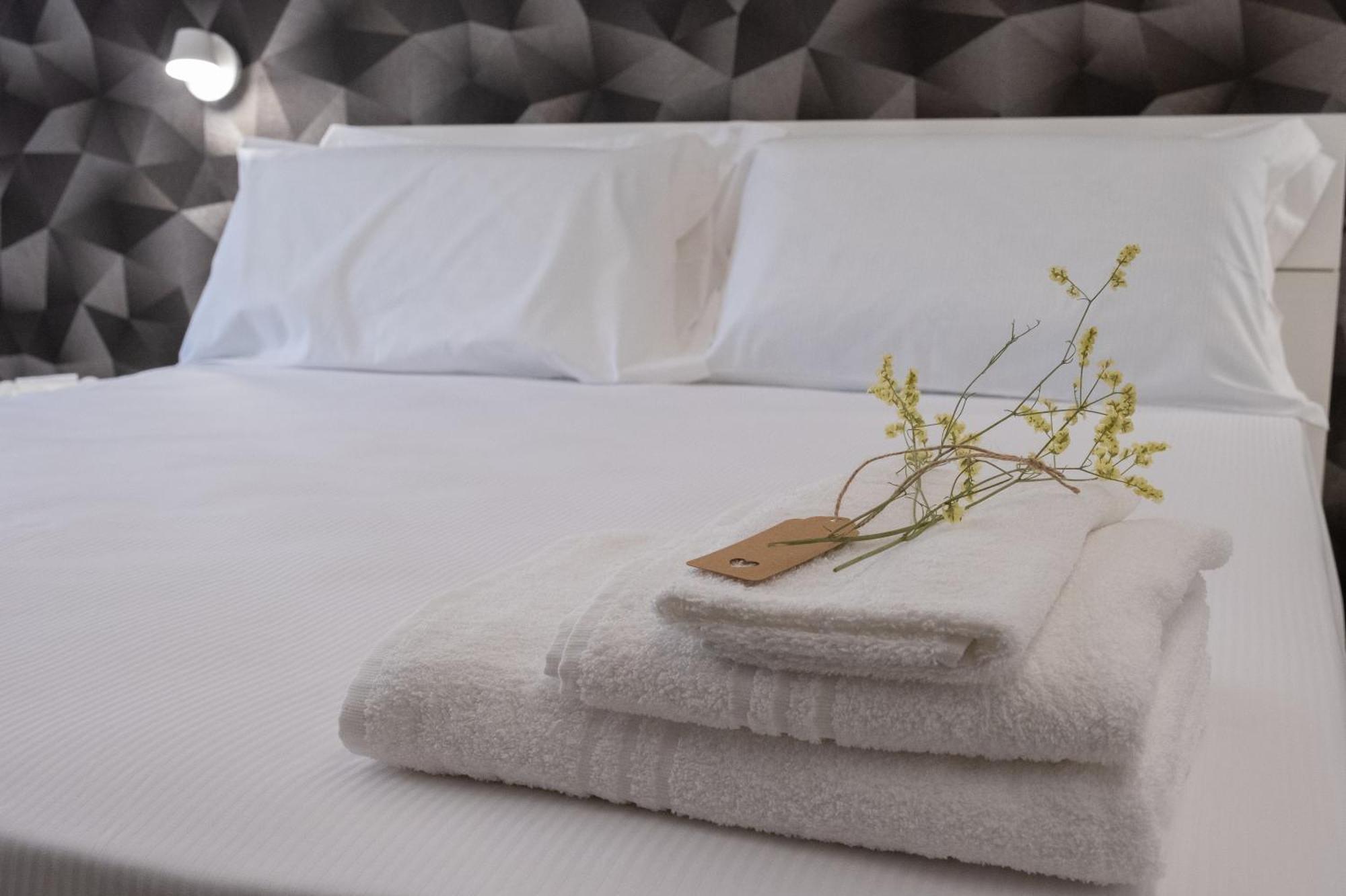 Coraline Deluxe Rooms Castellammare di Stabia Bagian luar foto